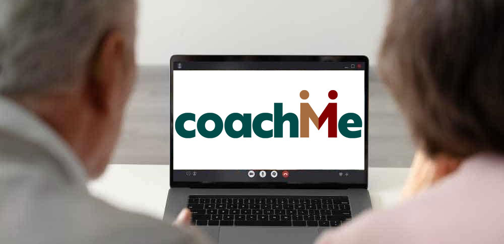 Pareja de esposos adultos recibiendo terapia online