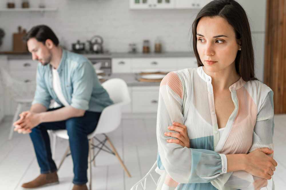 Pareja de esposos en conflicto